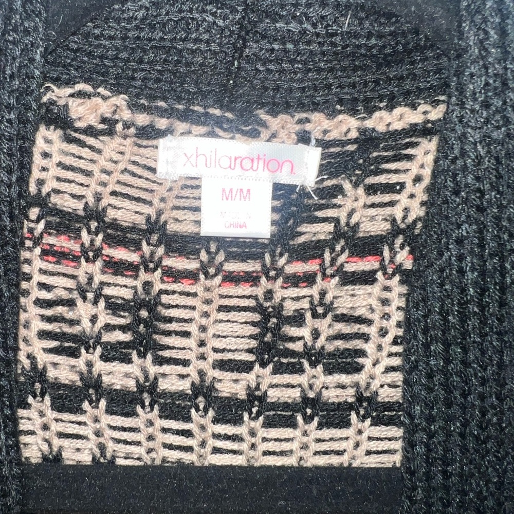 Xhilaration Black and Pink Geometric Cardigan - Picture 2 of 2